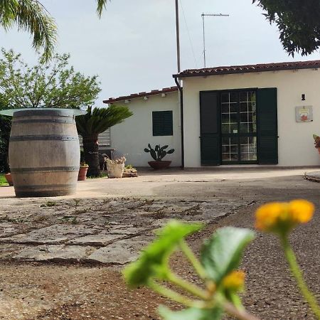 Vila Voscenza Benerica Vittoria Exteriér fotografie