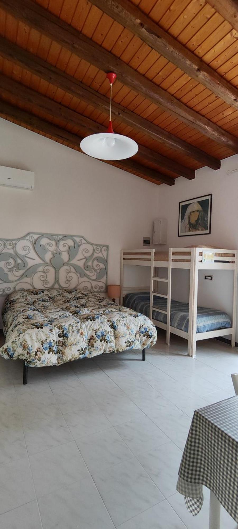 Vila Voscenza Benerica Vittoria Exteriér fotografie